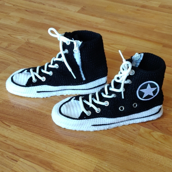 Shoes - NWOT Crocheted Converse looking slippers